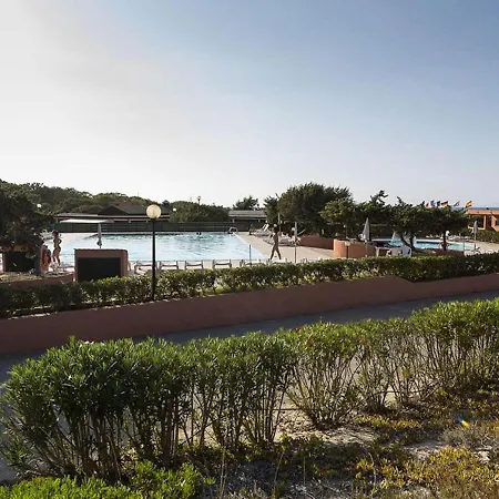Pleasant Mobile Home In Sorso With Garden Casa vacanze *