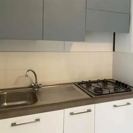 Casa vacanze Pleasant Mobile Home In Sorso With Garden Sorso